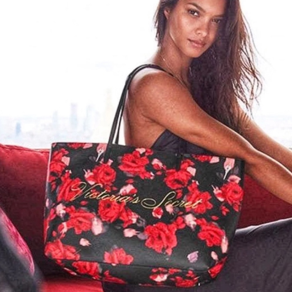 NWT [Victoria’s Secret] Floral Tote Bag